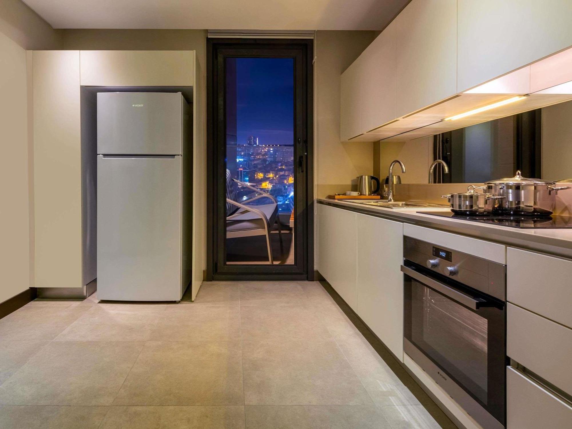 Movenpick Living Istanbul West Hotel Kültér fotó