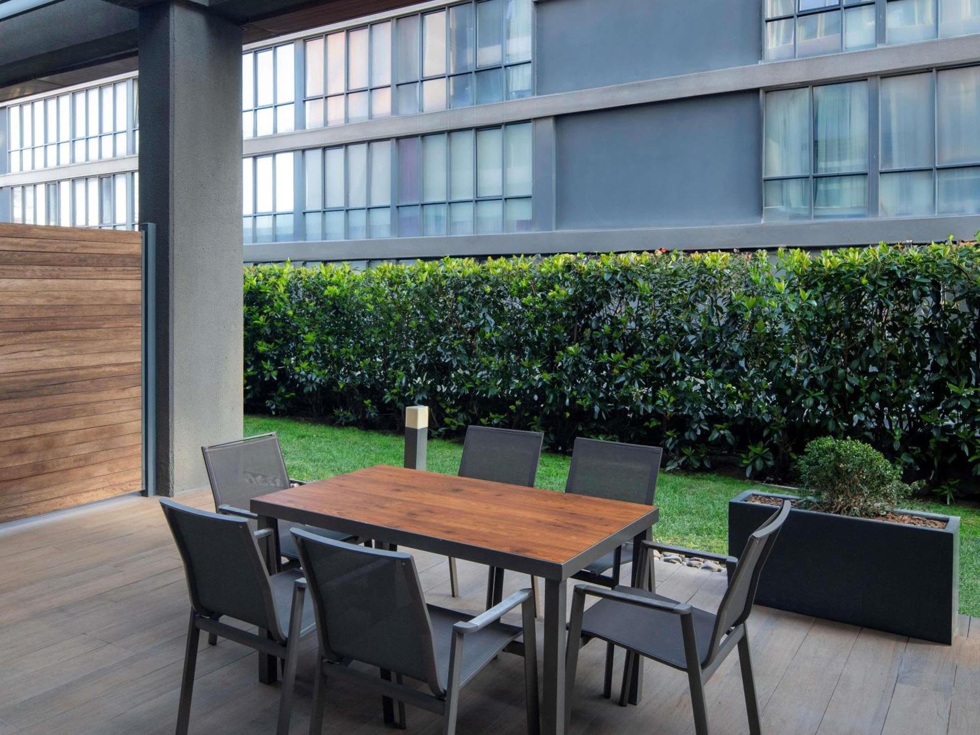 Movenpick Living Istanbul West Hotel Kültér fotó