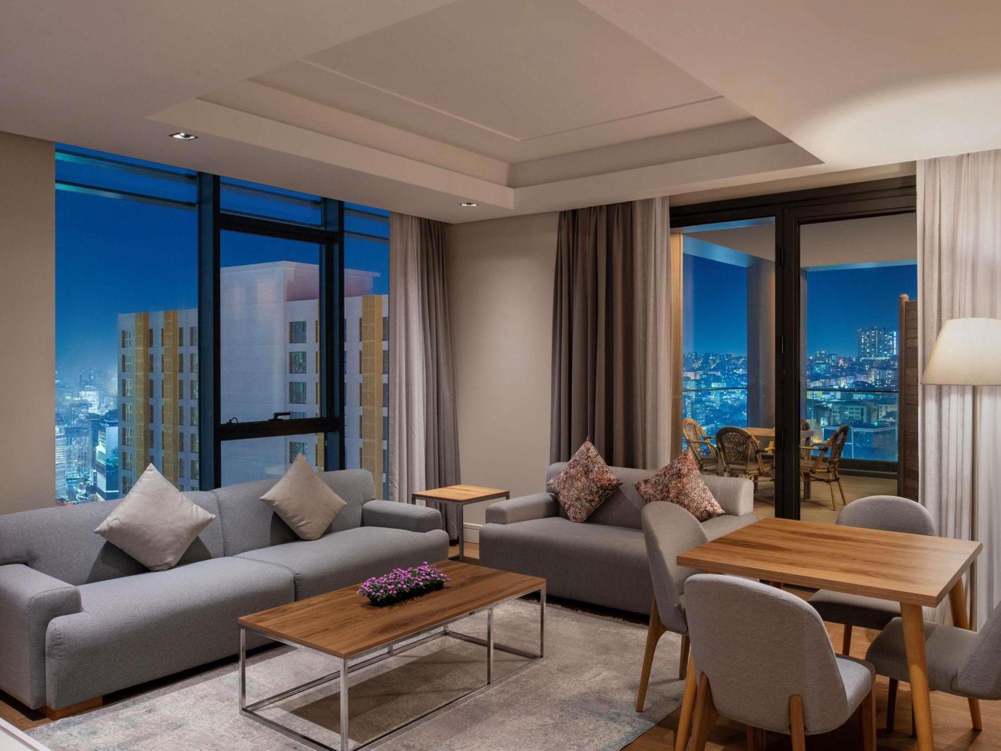 Movenpick Living Istanbul West Hotel Kültér fotó